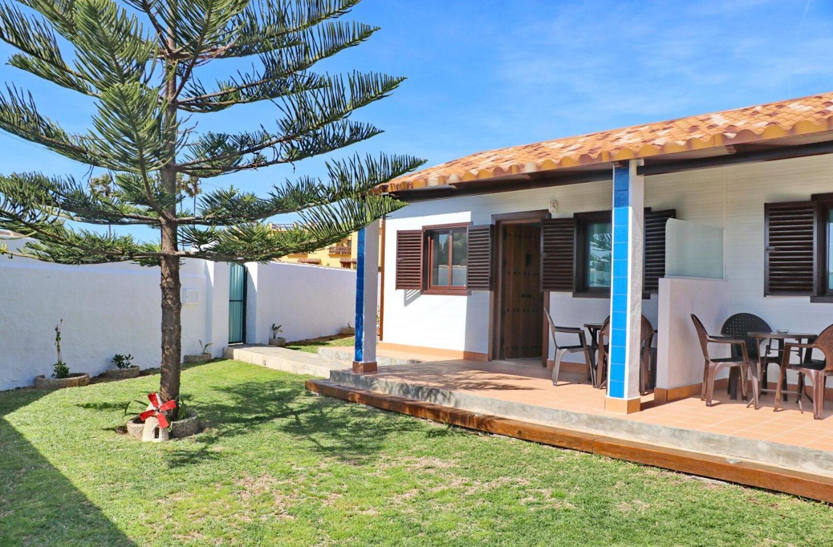 Bungalow Ramos โกนิล เด ลาฟรอนเตรา ภายนอก รูปภาพ
