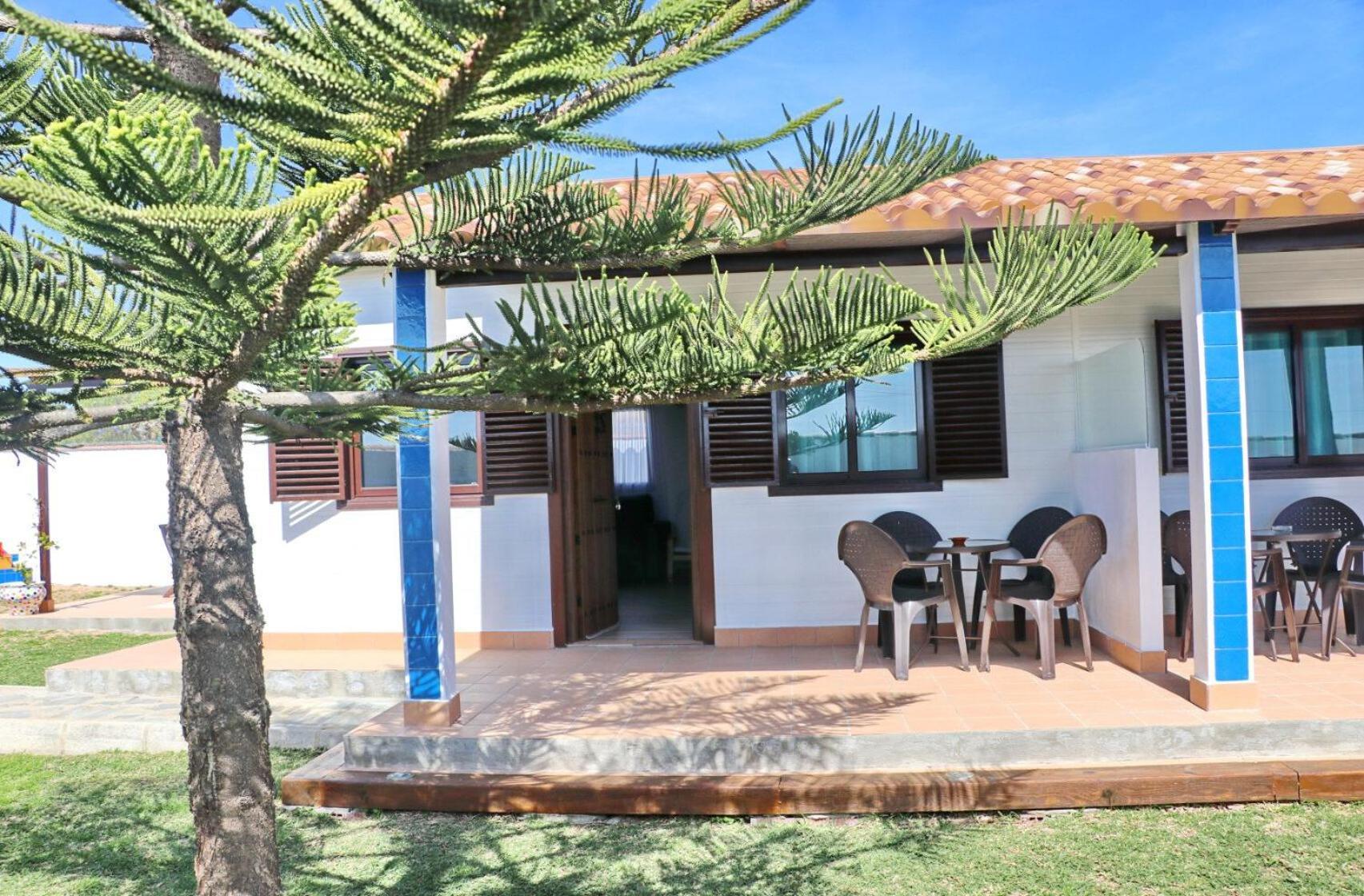 Bungalow Ramos โกนิล เด ลาฟรอนเตรา ภายนอก รูปภาพ