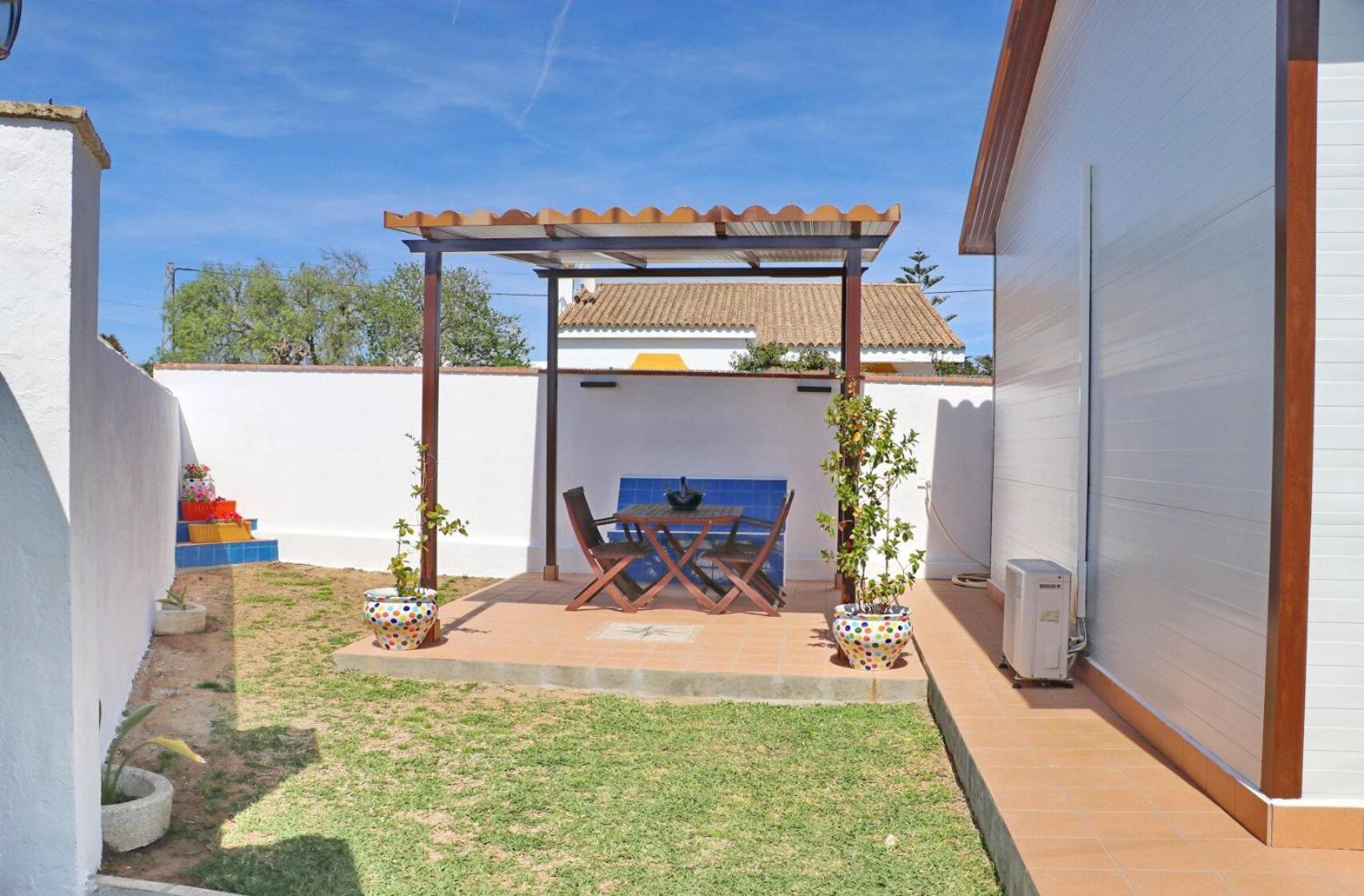 Bungalow Ramos โกนิล เด ลาฟรอนเตรา ภายนอก รูปภาพ